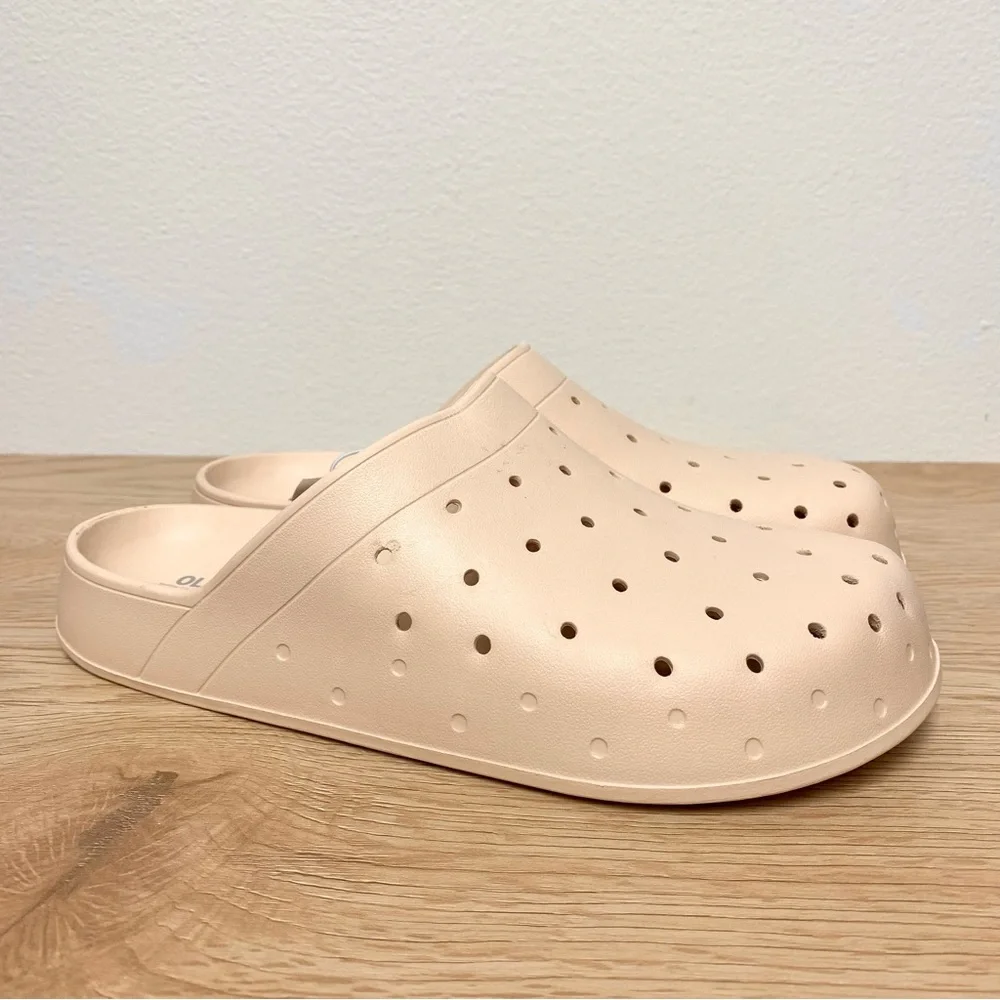 Old Navy Perforated Clogs‎ Slides Kids Sz 3-4 EVA Lightweight Summer Light Taupe